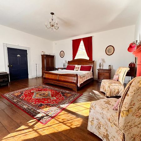 The Sunnyside Sisters Bed And Breakfast Clarksville Exterior photo